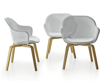 IUTA '14 - Chair with armrests by B&B Italia