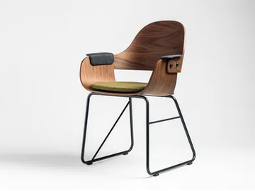 SHOWTIME NUDE - Sled base chair with armrests by BD Barcelona Design