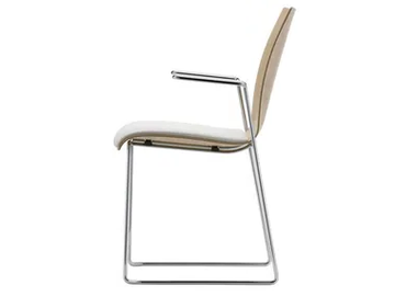 FINA - Chair by Brunner