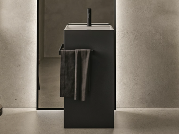 TOTEM - Freestanding rectangular washbasin with towel rail by Cerasa