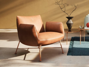 JALIS - Leather armchair with armrests by Cor