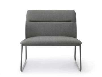 AURA LR SB - Sled base upholstered easy chair by Crassevig