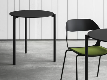 PLUG T - Stackable round table by Crassevig