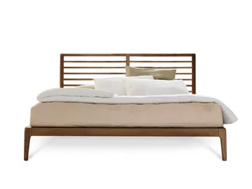 ESSENTIA P-110 - Solid wood bed by Dale Italia