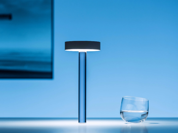 TeTaTeT Flûte - LED cordless table lamp by DAVIDE GROPPI