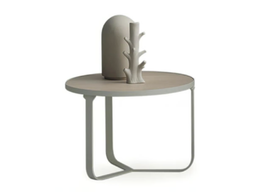 AXYS - Round low coffee table by Devina Nais