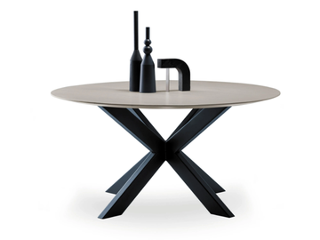MANHATTAN RING - Round oak table top by Devina Nais