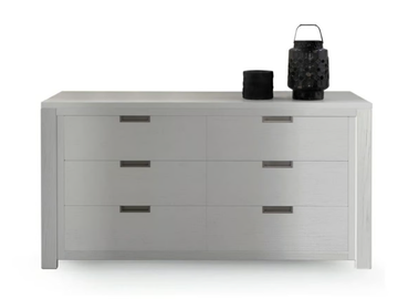 QUADRA - Solid wood chest of drawers by Devina Nais