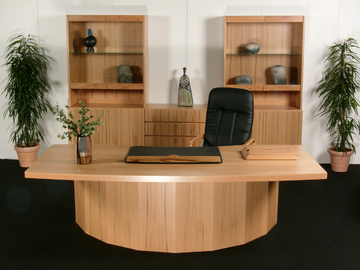 STARLINE - Wooden executive desk by Dyrlund