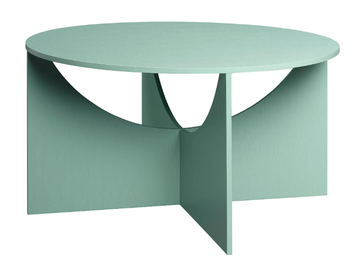 CHARLOTTE - Round wooden coffee table by E15