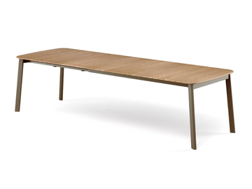 SHINE - Extending teak table by Emu