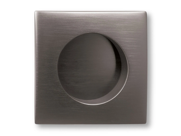 PATCH - Brass flush handle by Ento