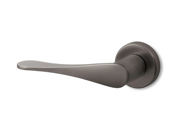 SPOON - Brass door handle by Ento