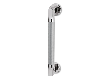 TUBE - Brass pull handle by Ento