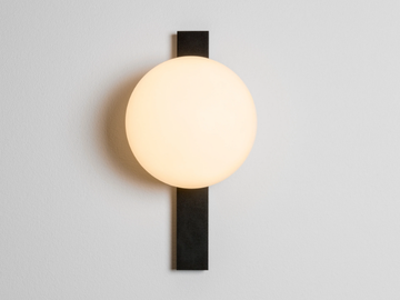 CIRC - LED wall light by Estiluz