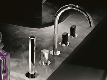 VENEZIA - 5 hole bathtub set with hand shower by Fantini Rubinetti
