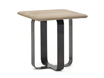 V211 - Square leather coffee table by formitalia luxury group