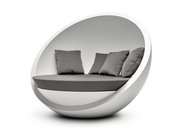BOLA - Fiberglass garden bed by GANSK