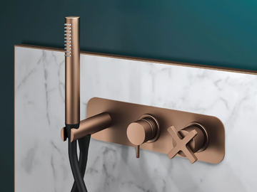 HUGÒ - Wall-mounted horizontal manual shower mixer by GEDA