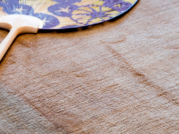 SETA - Solid-color handmade silk rug by G.T.DESIGN