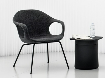 ELEPHANT LOUNGE - Fabric easy chair with armrests by Kristalia