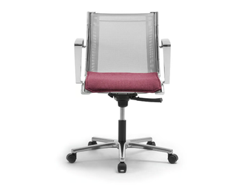 ORIGAMI RX - Mesh office chair with armrests with 5-Spoke base by Leyform