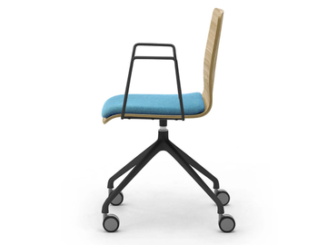 ZEROSEDICI WOOD - Swivel wooden chair with integrated cushion by Leyform
