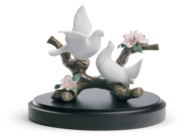 DOVES ON A CHERRY TREE - Porcelain decorative object by Lladró