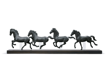 GALLOPING HERD HORSES - Porcelain sculpture by Lladró