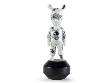 THE GUEST by Henn Kim - LITTLE - Porcelain decorative object by Lladró