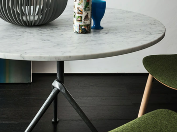 OFFICINA - Round Carrara marble table by Magis