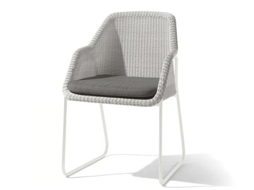 MOOD - Sled base garden chair with armrests by MANUTTI