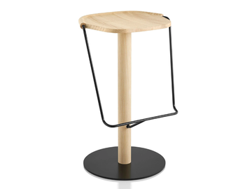 MC9 UNCINO - High ash stool with footrest by Mattiazzi