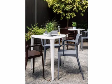 NENÉ - HPL table by Midj