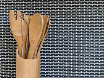 KUBA BRICK BLACK - Glass mosaic by Mosaix
