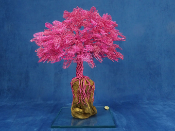 PINK CURLS - Aluminium and olive wood sculpture by Mosche Bianche