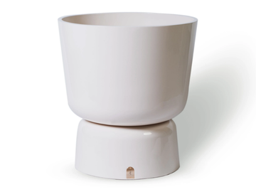 EDEN C - Low round resin garden vase by Myface