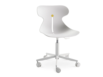 MARÌ - Height-adjustable chair with castors by Nidi