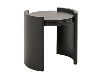 HUG V - Oak coffee table by PARLA