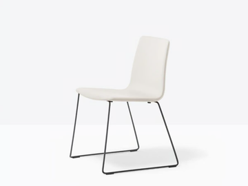 INGA 5689 - Sled base upholstered chair by Pedrali