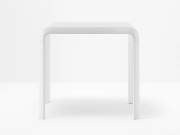 SNOW 301 - Stackable table by Pedrali