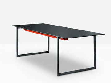 TOA DESK - Rectangular die cast aluminium office desk by Pedrali