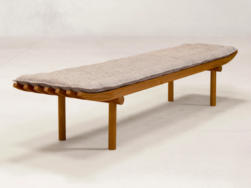 NANDI - Upholstered teak bench by Phantom Hands