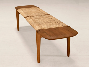 Tangāli - Bench in teak and cane by Phantom Hands