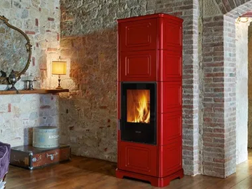 E928 C-M - Wood-burning wall-mounted stove Class A+ by Piazzetta