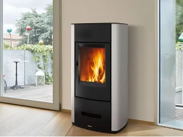 E928 - Wood-burning steel stove Class A+ by Piazzetta
