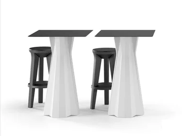 FROZEN - Polyethylene table by Plust