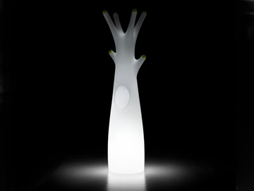 GODOT - Polyethylene coat rack by Plust