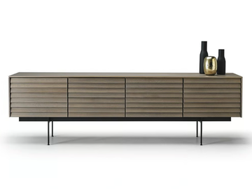 SUSSEX - Wooden sideboard with doors by Punt
