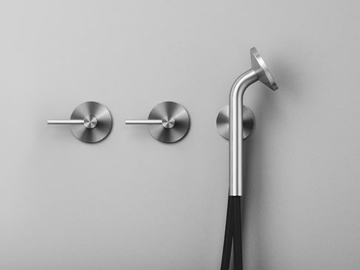 FFQT 21 68 - Stainless steel shower mixer with hand shower with individual rosettes by Quadrodesign